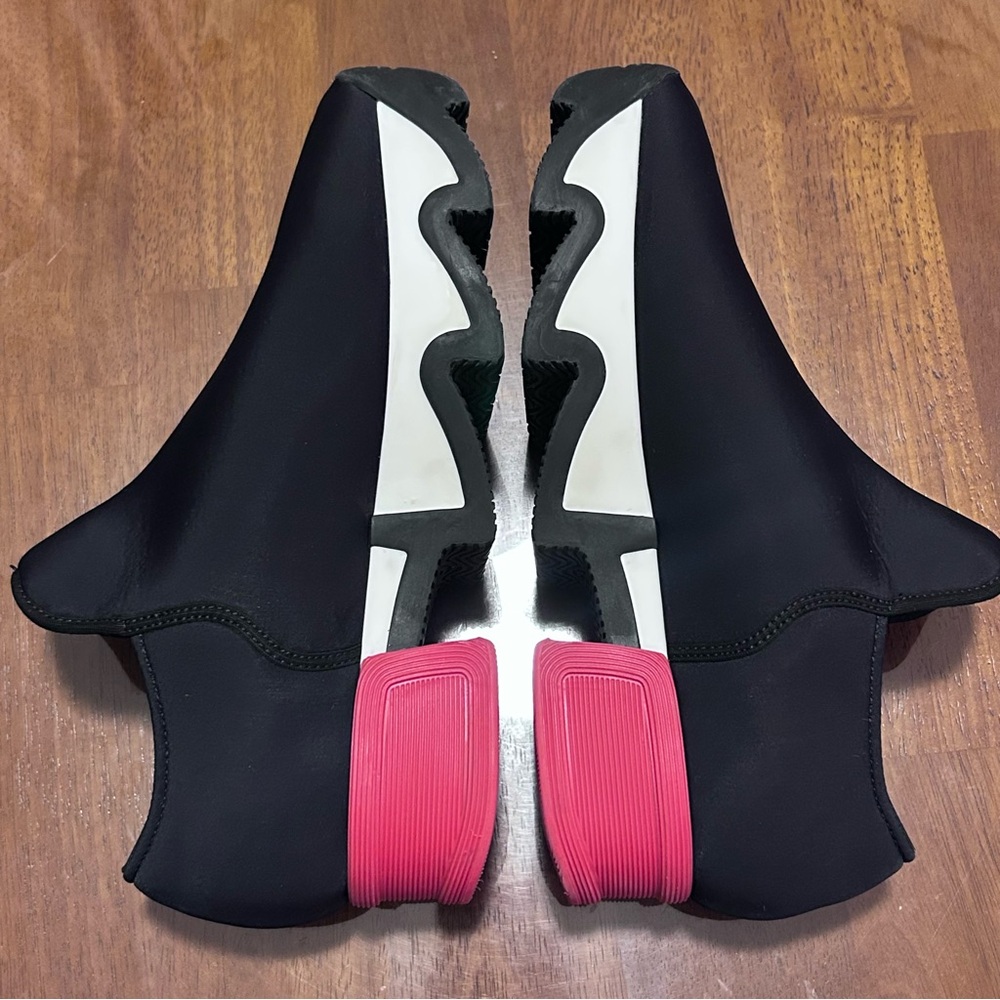 iRi NYC Black White Platform Slip On Athletic Comfort Shoes Women's EU 39 US 8.5 - Picture 10 of 14
